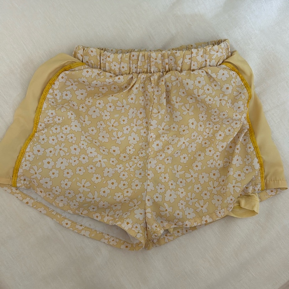 Zara girls 3-4yrs daisy joggers